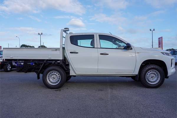 2022 Mitsubishi Triton GLX MR 4X4