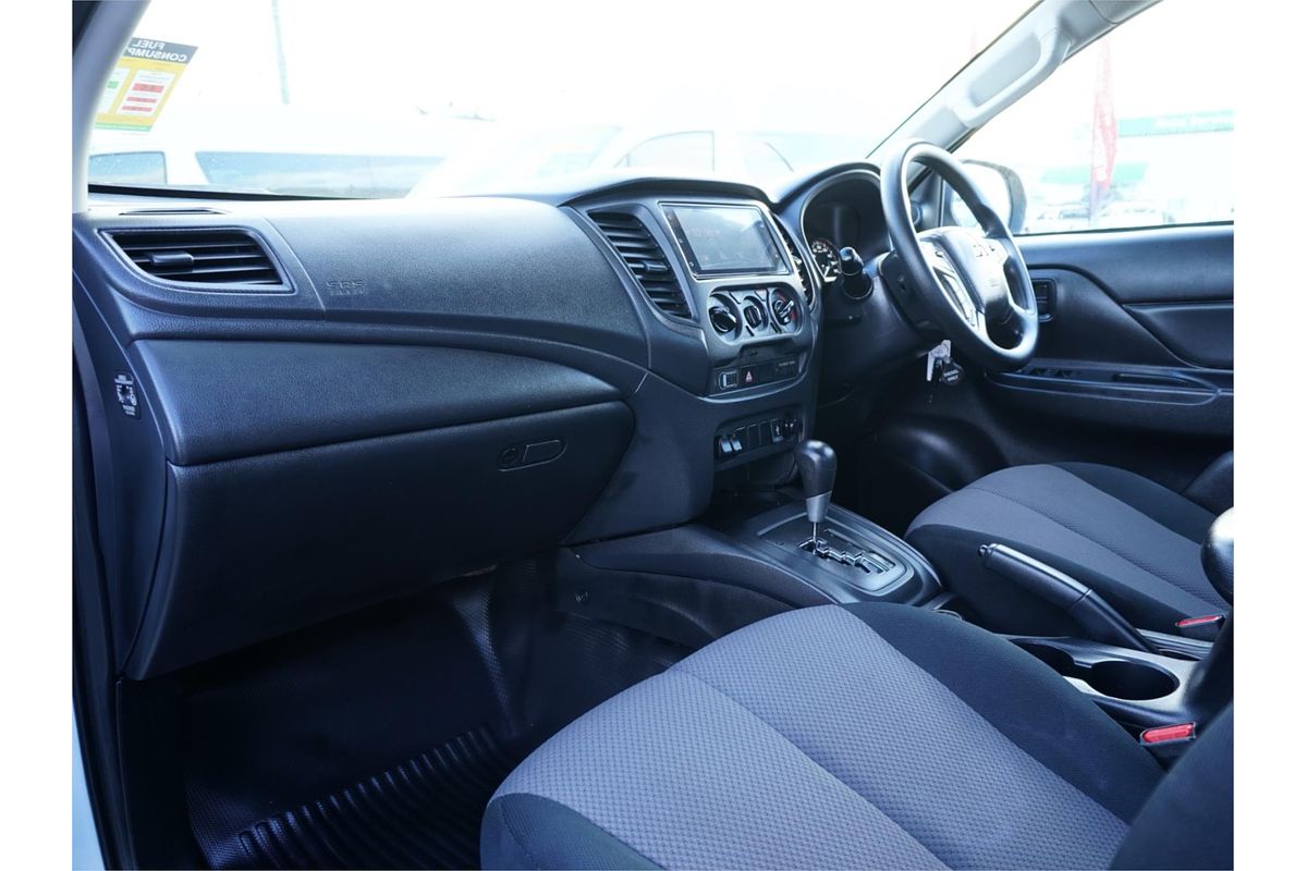 2022 Mitsubishi Triton GLX MR 4X4