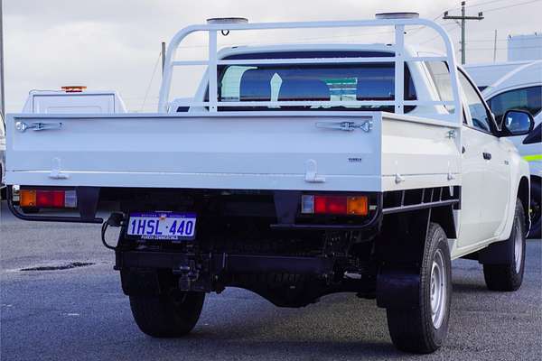 2022 Mitsubishi Triton GLX MR 4X4