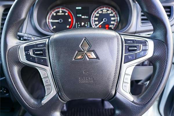2022 Mitsubishi Triton GLX MR 4X4