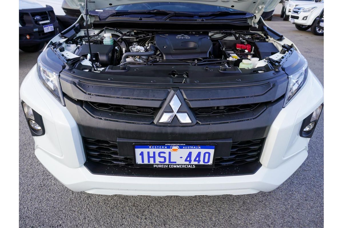 2022 Mitsubishi Triton GLX MR 4X4