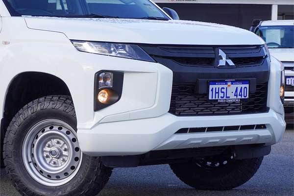 2022 Mitsubishi Triton GLX MR 4X4