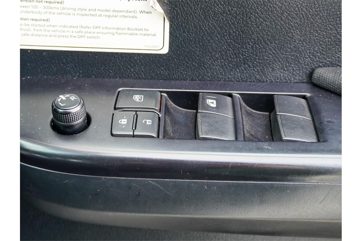 2020 Toyota Hilux SR GUN126R 4X4