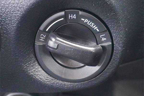 2020 Toyota Hilux SR GUN126R 4X4