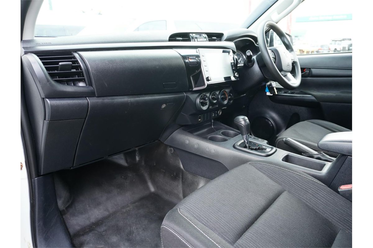 2020 Toyota Hilux SR GUN126R 4X4