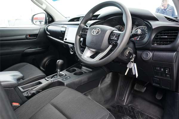 2020 Toyota Hilux SR GUN126R 4X4