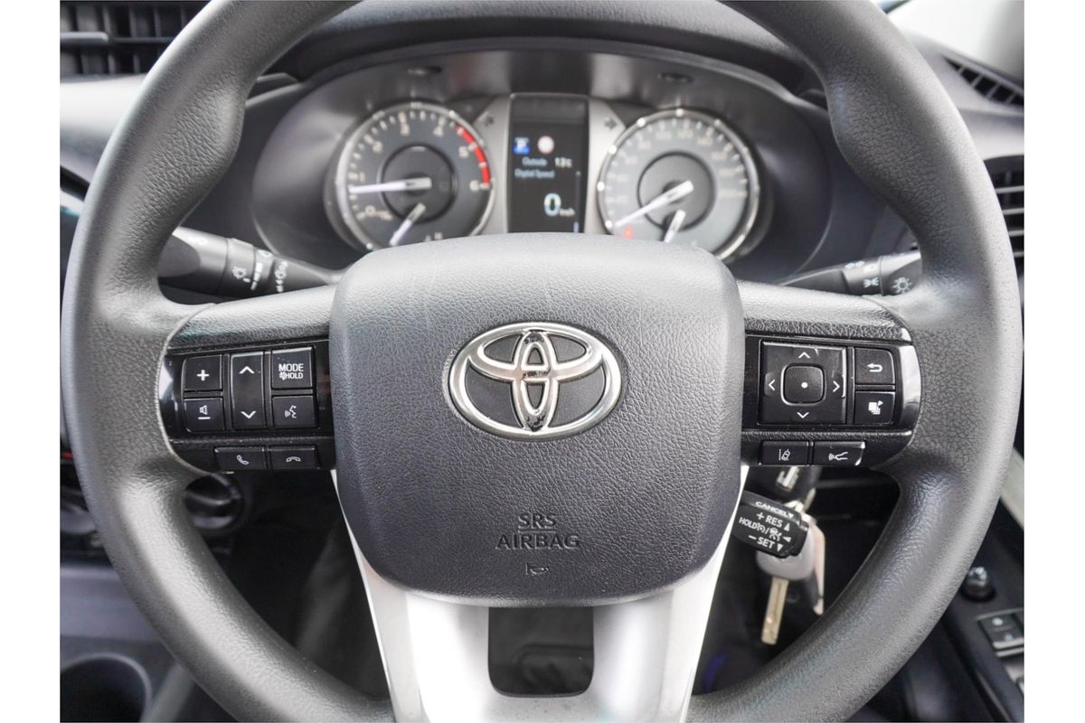 2020 Toyota Hilux SR GUN126R 4X4