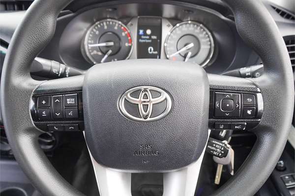 2020 Toyota Hilux SR GUN126R 4X4