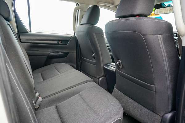 2020 Toyota Hilux SR GUN126R 4X4