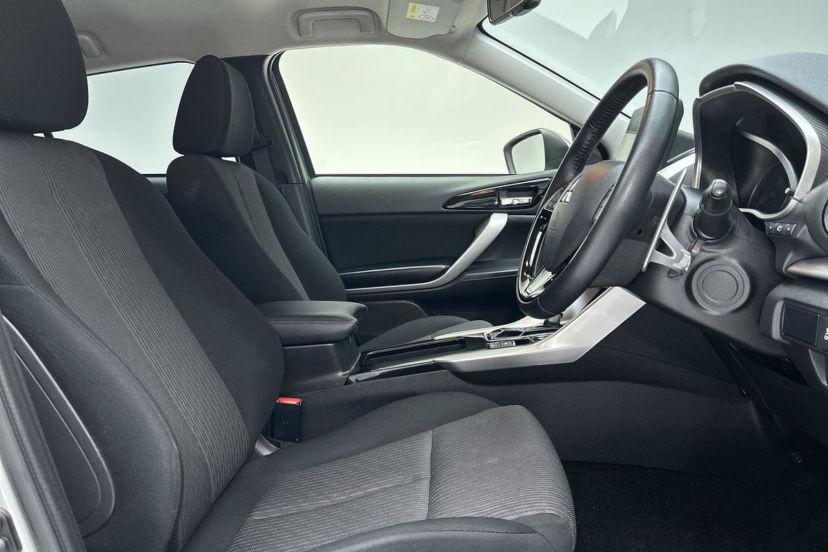 2023 Mitsubishi Eclipse Cross LS YB