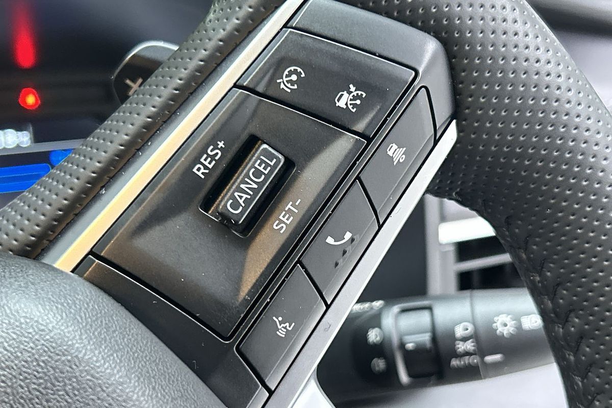 2024 Mitsubishi Outlander LS ZM