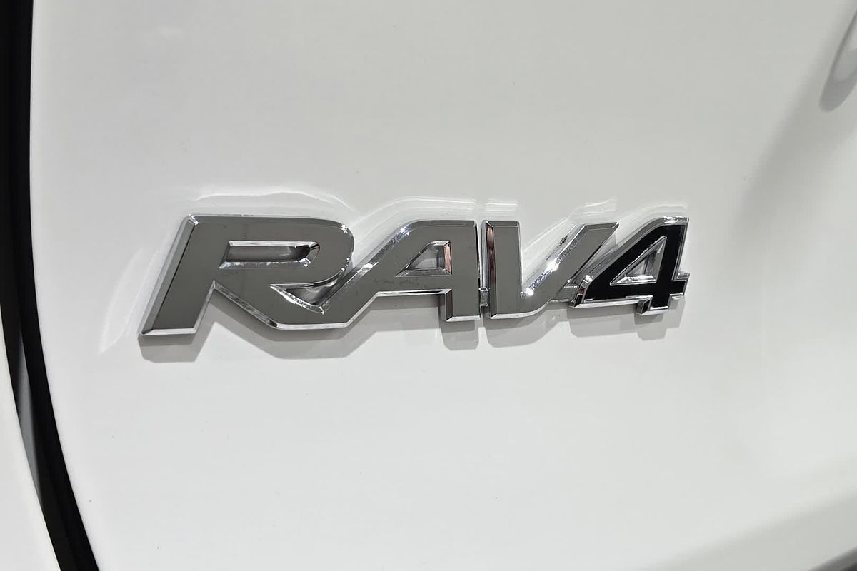 2024 Toyota RAV4 Cruiser AXAH52R