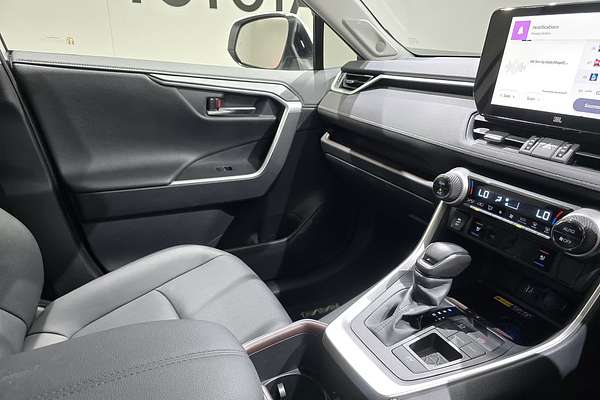 2024 Toyota RAV4 Cruiser AXAH52R