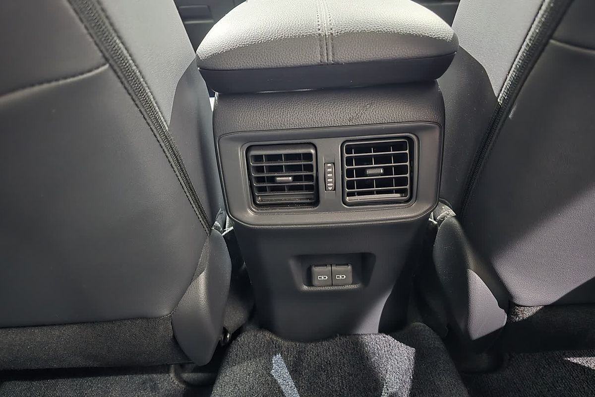 2024 Toyota RAV4 Cruiser AXAH52R