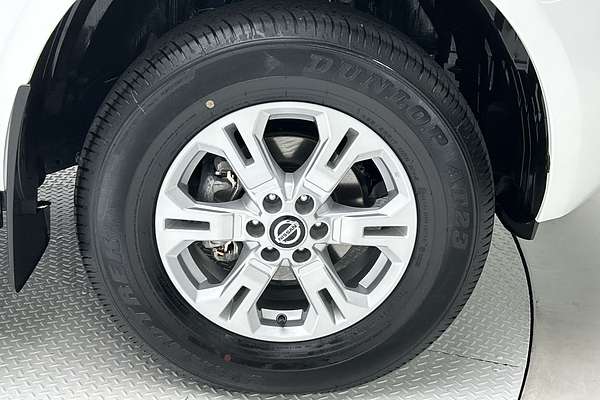 2025 Nissan Navara ST D23 4X4
