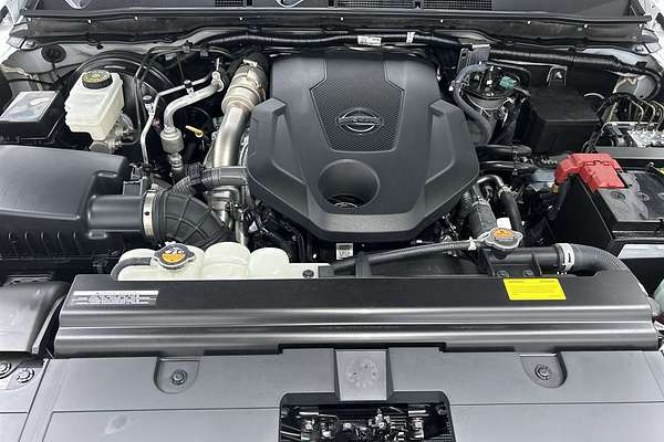 2025 Nissan Navara ST D23 4X4