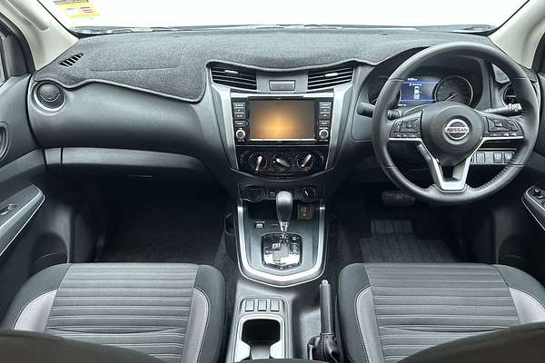2025 Nissan Navara ST D23 4X4