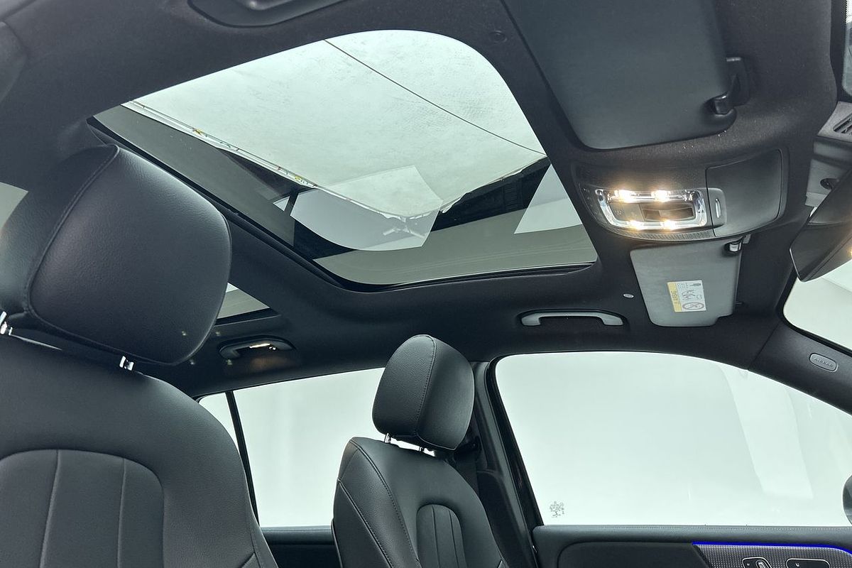 2020 Mercedes-Benz GLB-Class GLB200 X247