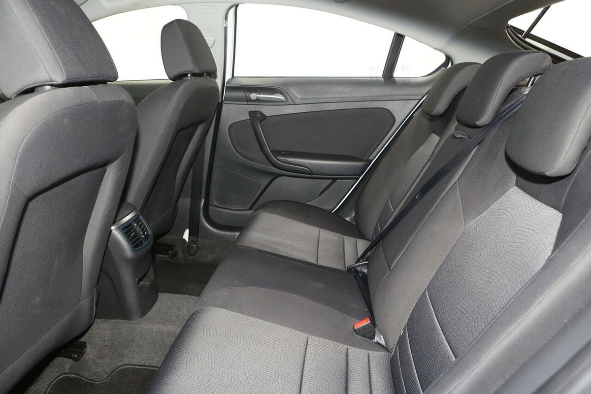 2018 MG GS Core SAS2