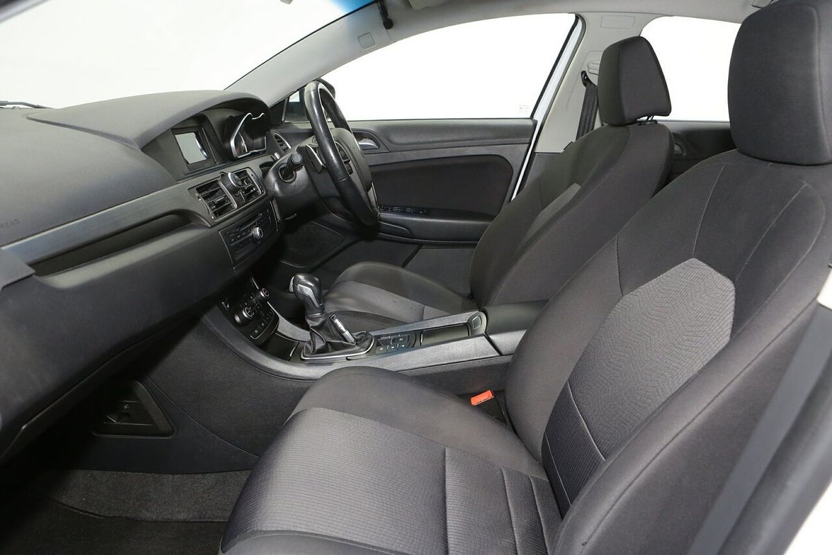 2018 MG GS Core SAS2