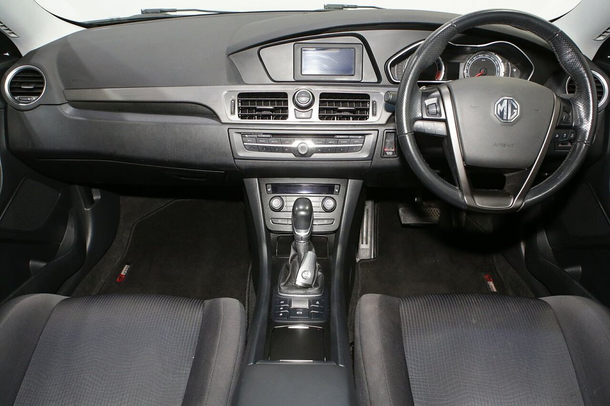 2018 MG GS Core SAS2
