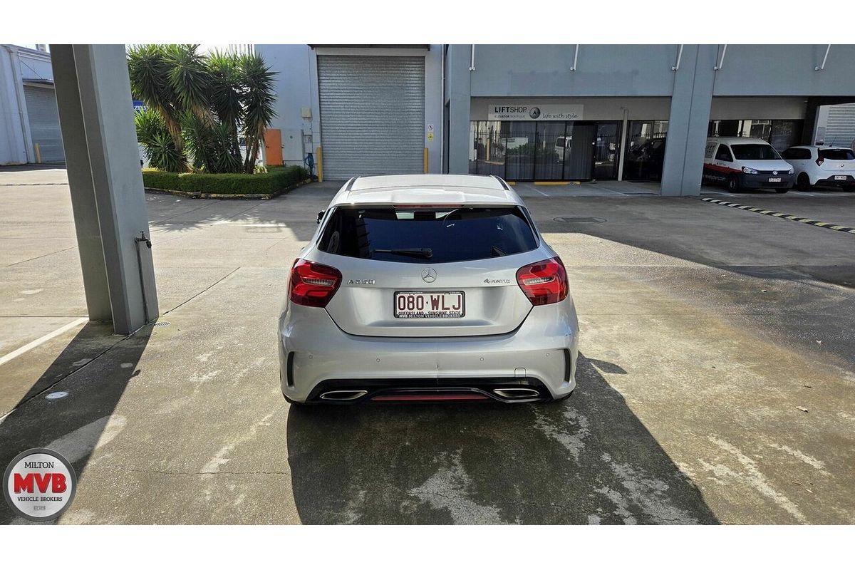 2015 Mercedes-Benz 250 Sport 4Matic 176 MY16