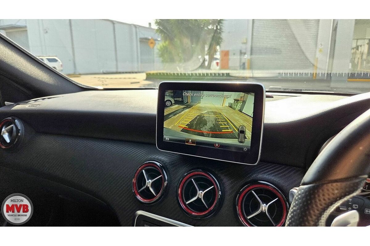 2015 Mercedes-Benz 250 Sport 4Matic 176 MY16