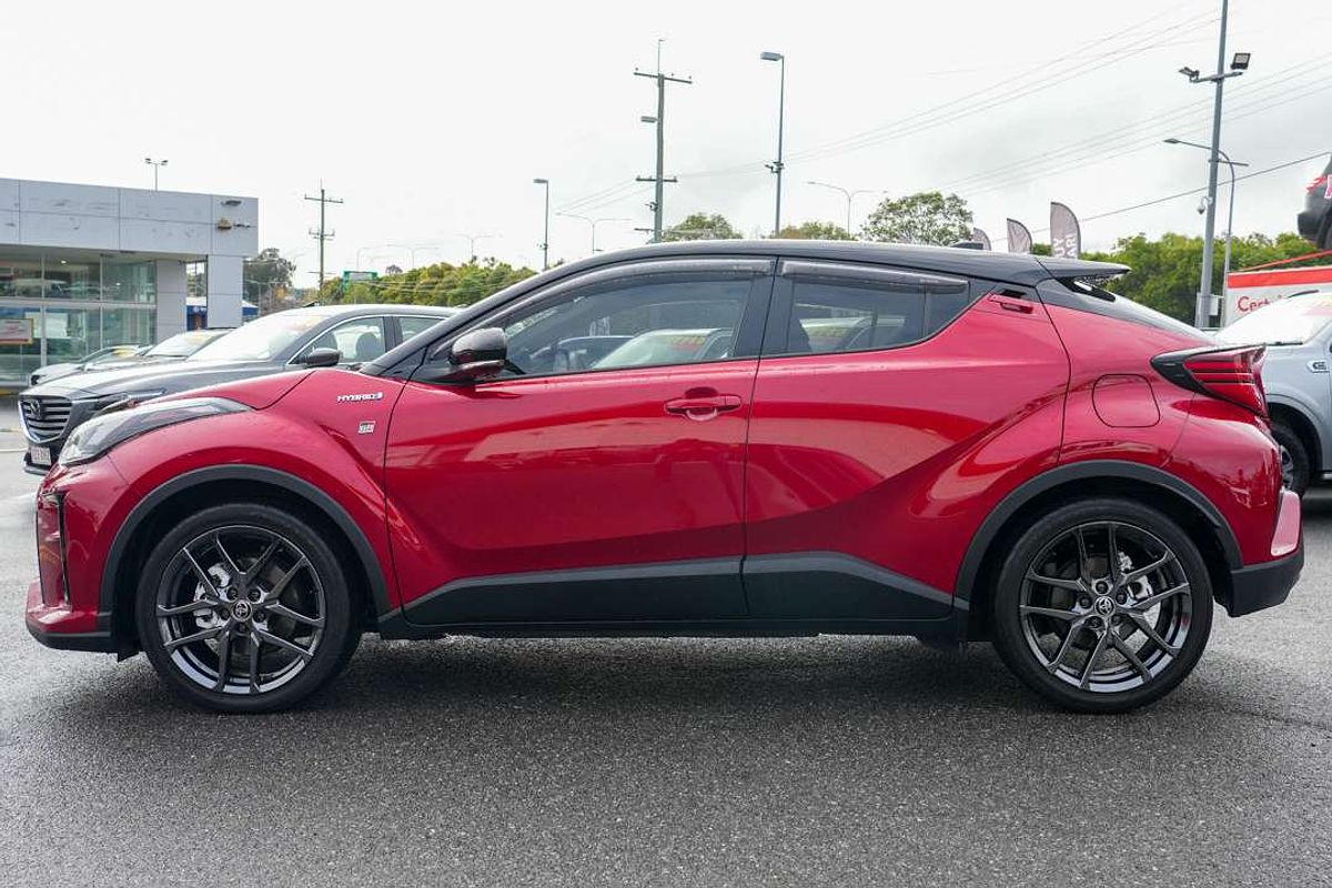 2022 Toyota C-HR GR Sport ZYX10R