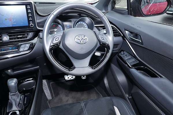 2022 Toyota C-HR GR Sport ZYX10R