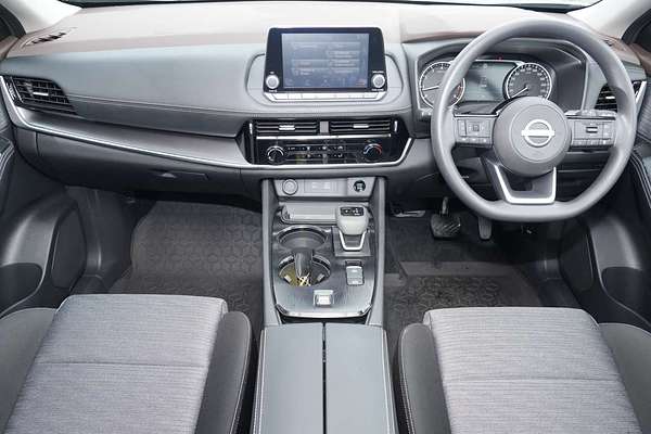 2024 Nissan X-TRAIL ST T33