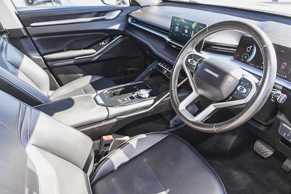 2022 GWM H6 Lux B01
