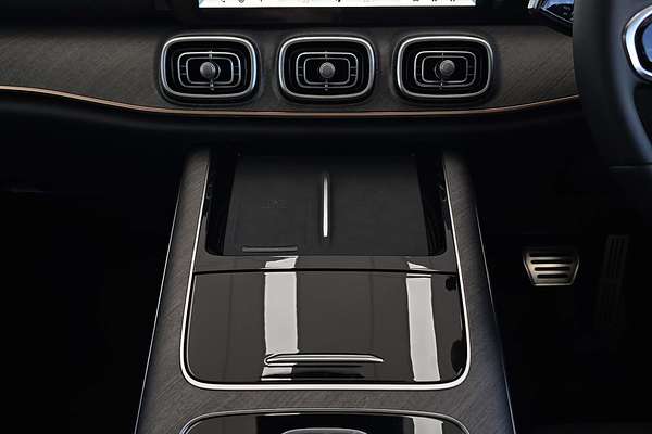 2025 Jaecoo J8 Track