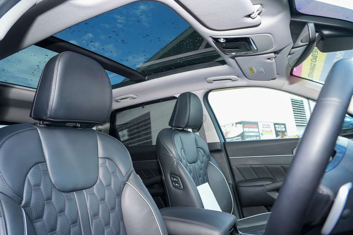 2022 Kia Sorento GT-Line MQ4