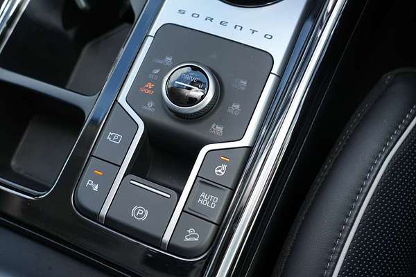 2022 Kia Sorento GT-Line MQ4