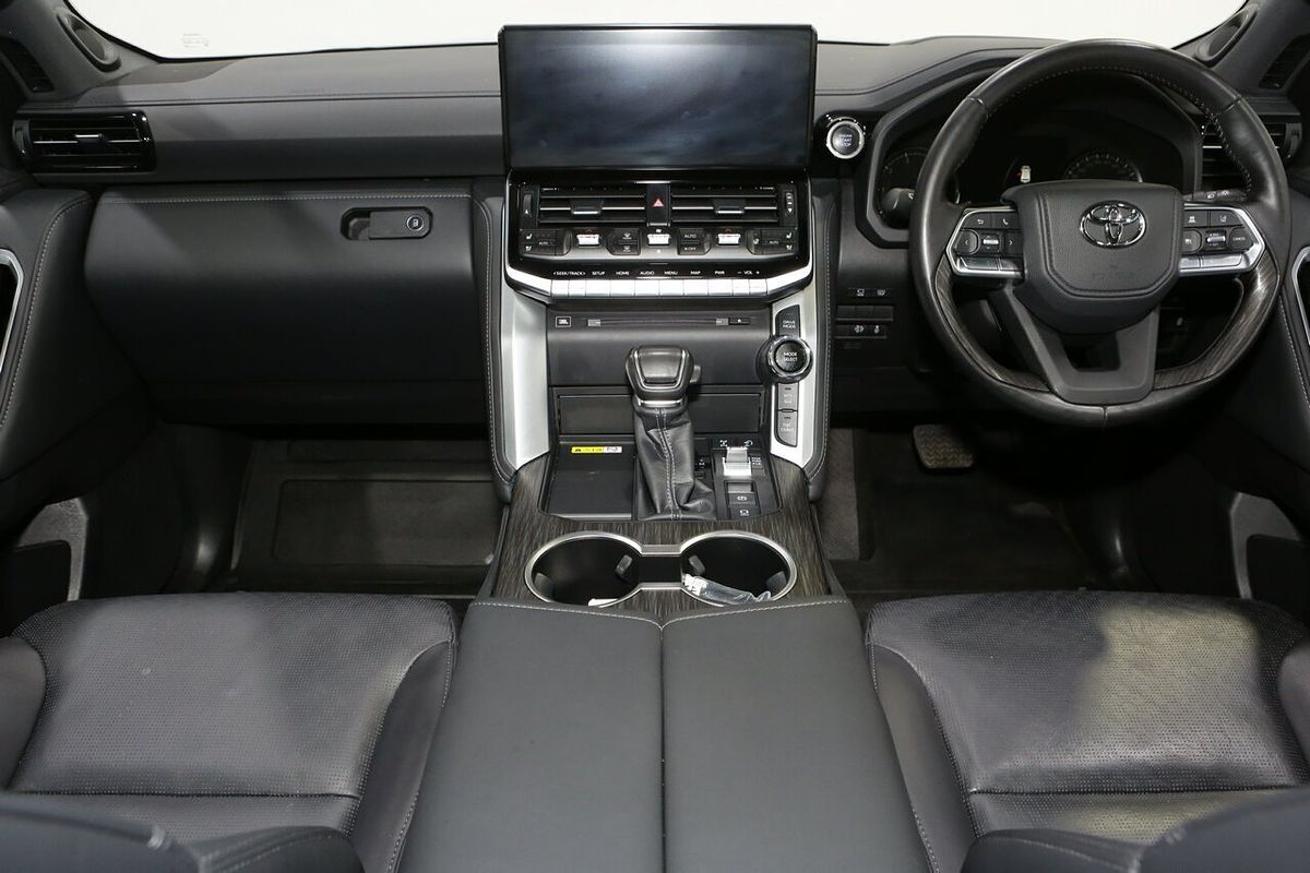 2024 Toyota Landcruiser Sahara ZX FJA300R