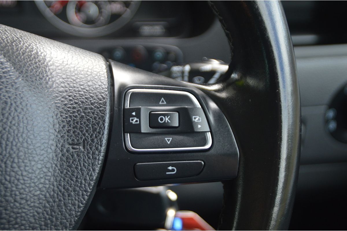 2011 Volkswagen Multivan Edition 25 T5