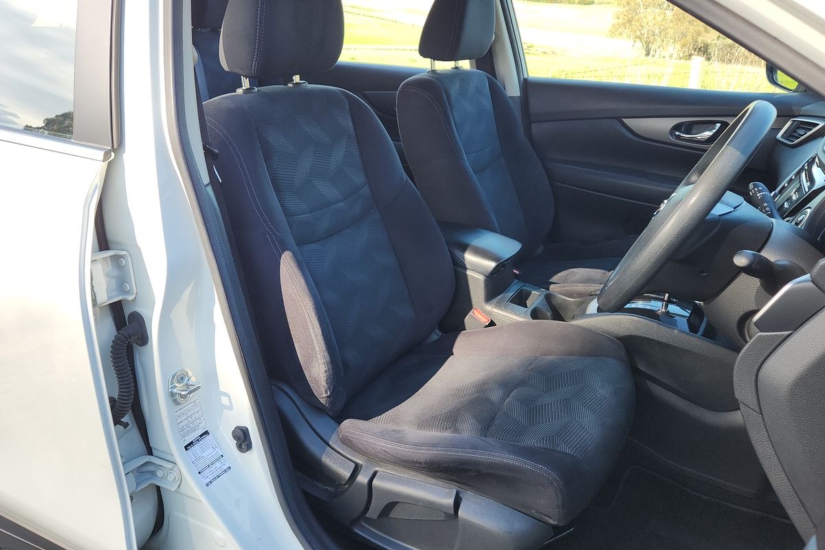 2015 Nissan X-TRAIL ST T32