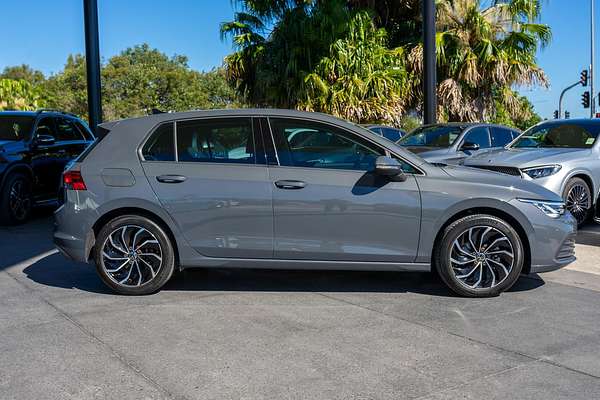 2022 Volkswagen Golf 110TSI Life 8