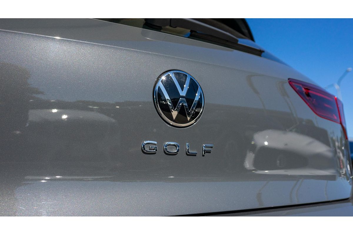 2022 Volkswagen Golf 110TSI Life 8