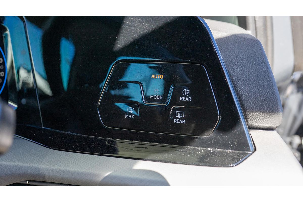 2022 Volkswagen Golf 110TSI Life 8