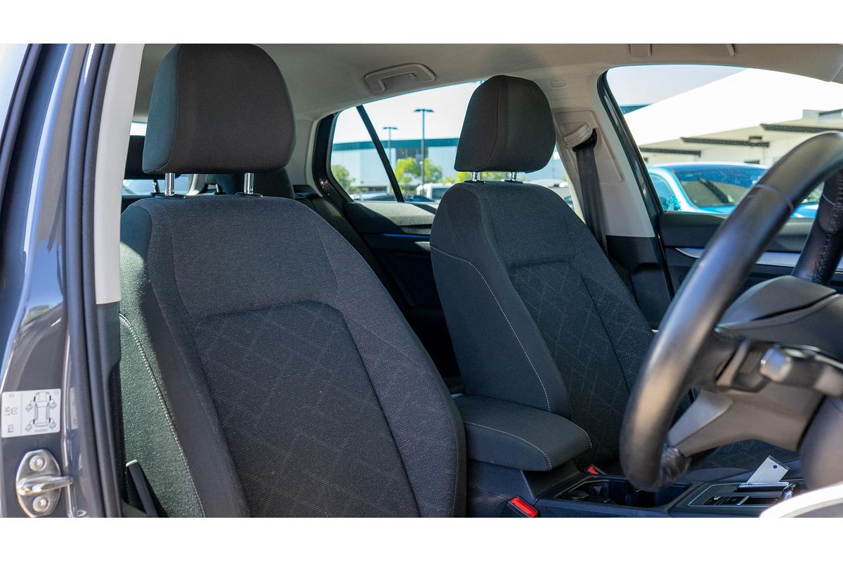 2022 Volkswagen Golf 110TSI Life 8