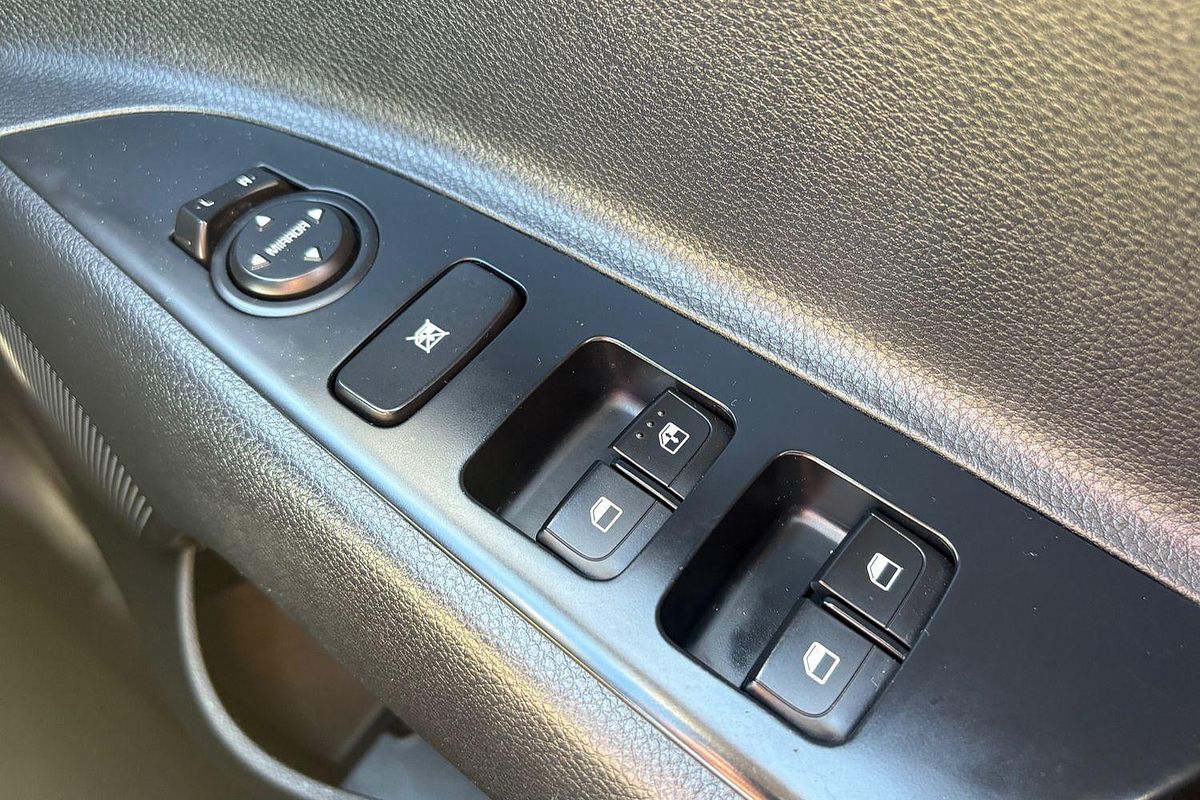 2020 Kia Rio S YB