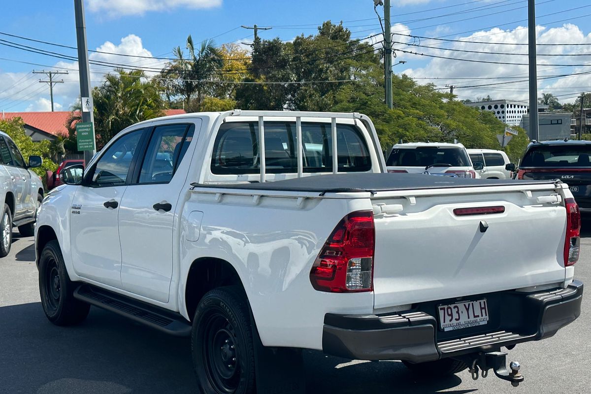 2018 Toyota Hilux SR GUN126R