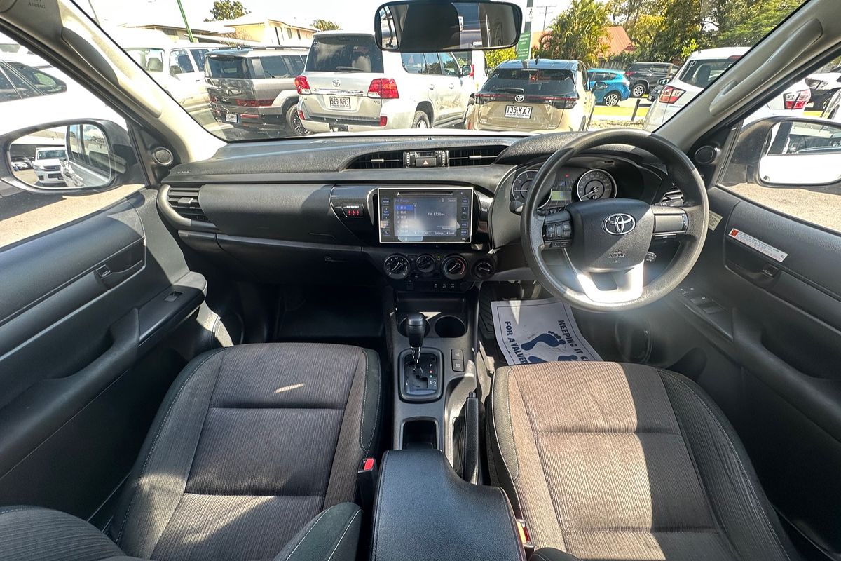 2018 Toyota Hilux SR GUN126R