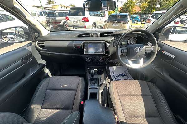2018 Toyota Hilux SR GUN126R