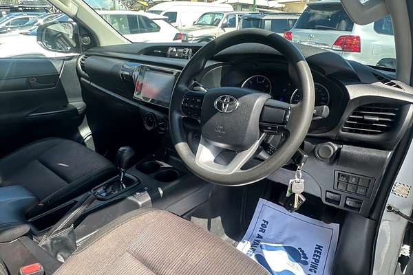2018 Toyota Hilux SR GUN126R