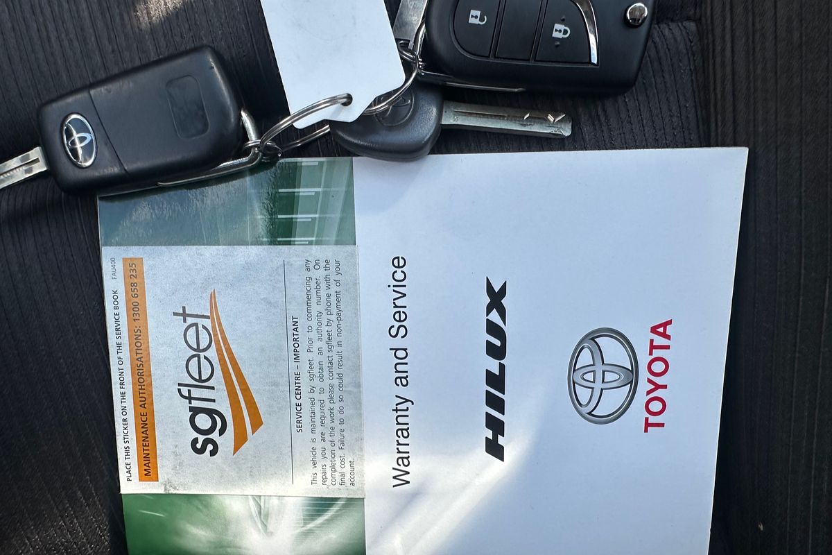 2018 Toyota Hilux SR GUN126R