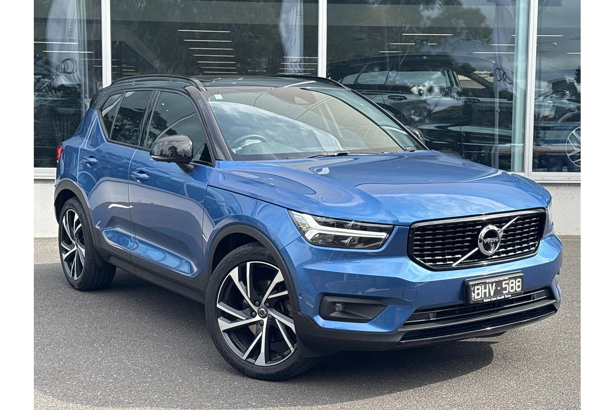 2020 Volvo XC40 T5 R-Design