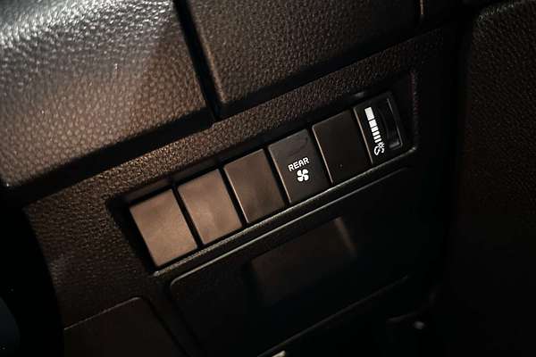 2021 Isuzu MU-X LS-M