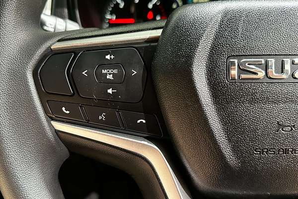 2021 Isuzu MU-X LS-M